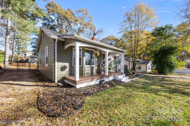 504 W Church Street, Dallas, NC 28034