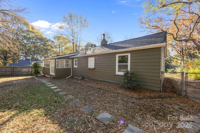 504 W Church Street, Dallas, NC 28034