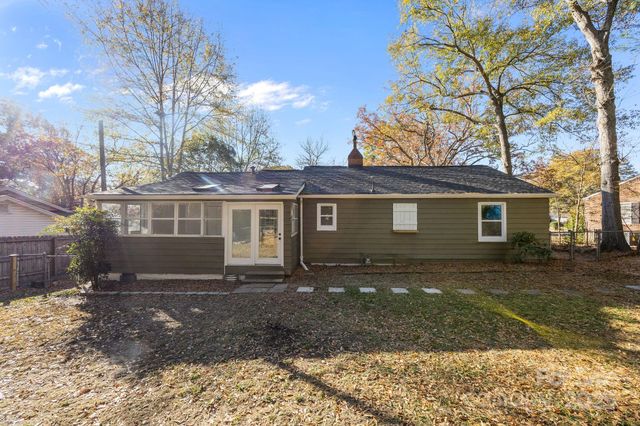 504 W Church Street, Dallas, NC 28034