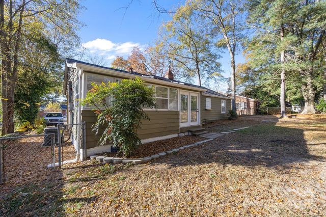 504 W Church Street, Dallas, NC 28034