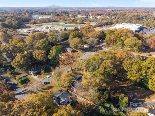 504 W Church Street, Dallas, NC 28034