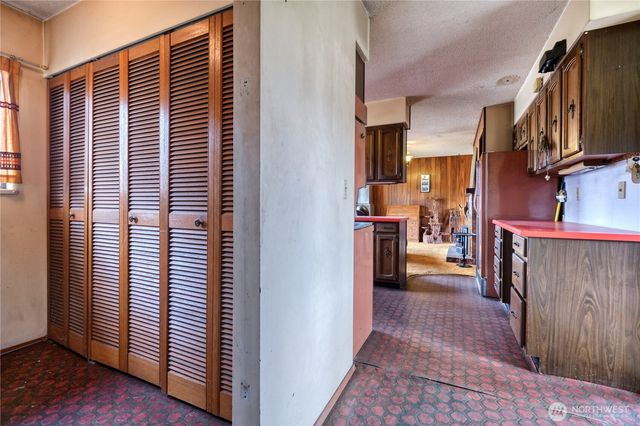 1440 Peltier Drive, Point Roberts, WA 98281