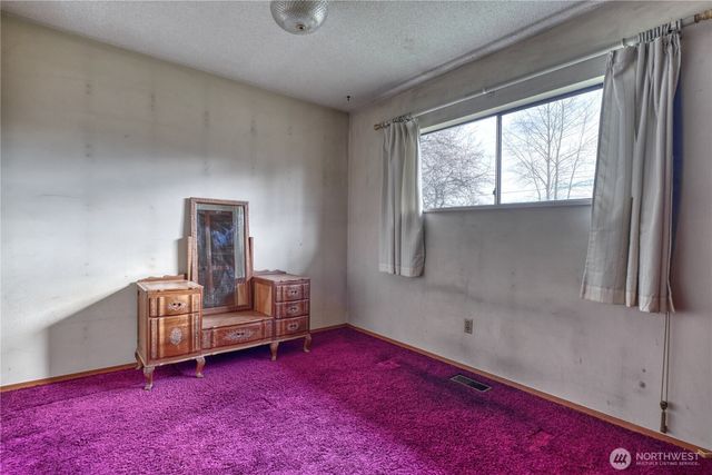 1440 Peltier Drive, Point Roberts, WA 98281