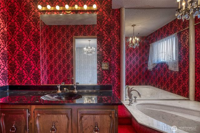 1440 Peltier Drive, Point Roberts, WA 98281