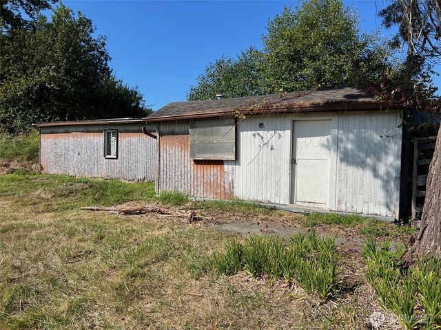 1440 Peltier Drive, Point Roberts, WA 98281