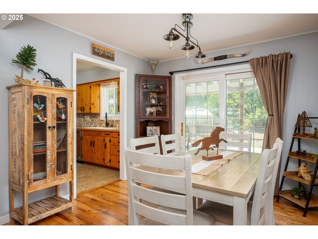 23636 Se HIGHWAY 224, Boring, OR 97009