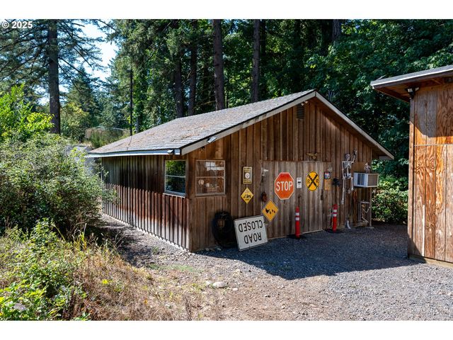 23636 Se HIGHWAY 224, Boring, OR 97009