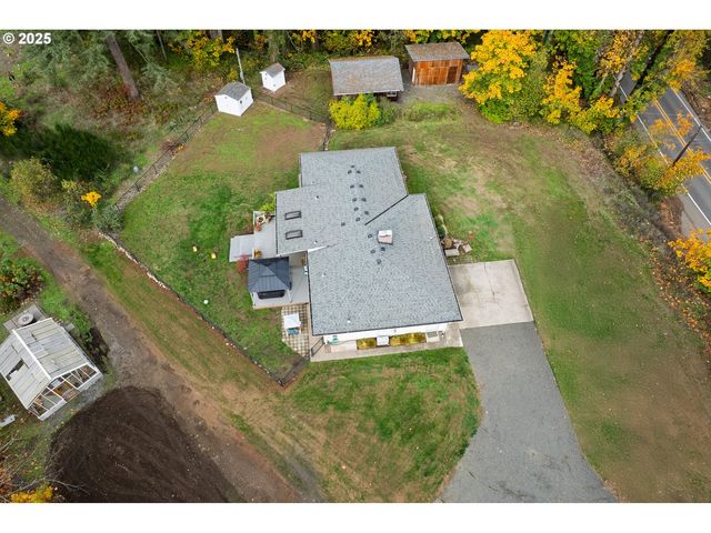 23636 Se HIGHWAY 224, Boring, OR 97009