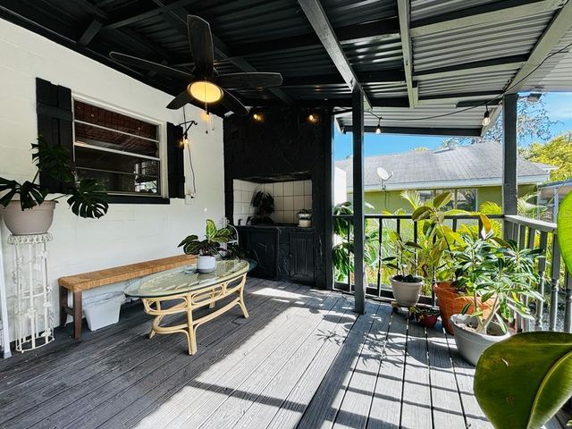 1411 E HENRY AVENUE, Tampa, FL 33604