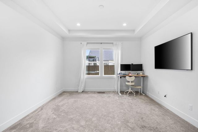 4327 SW Badger Creek Drive, Redmond, OR 97756