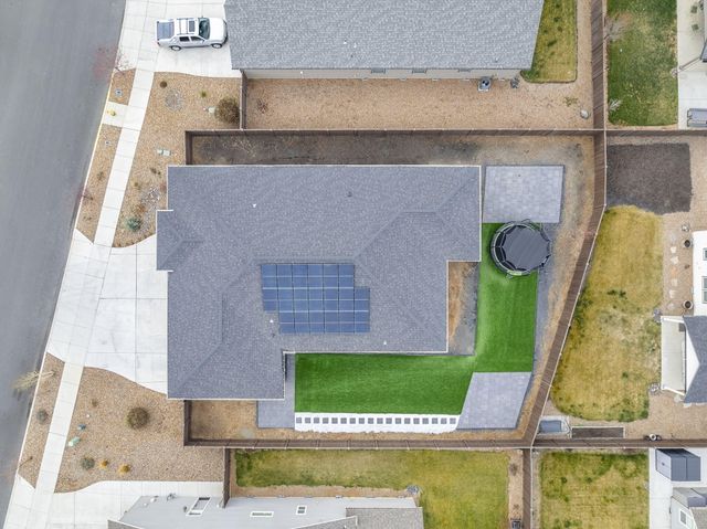 4327 SW Badger Creek Drive, Redmond, OR 97756