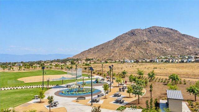 20168 Lemonscent, Riverside, CA 92507