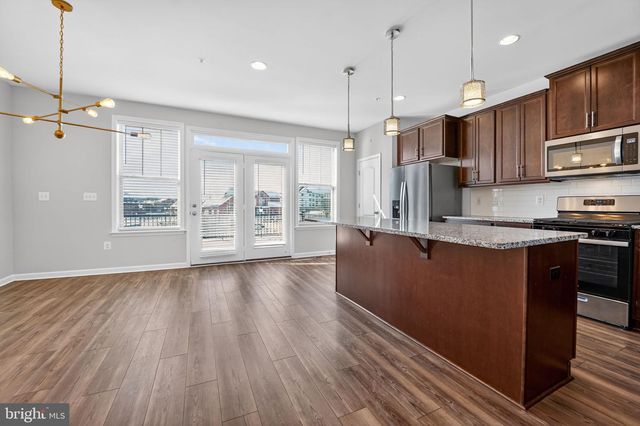 304 FAVERSHAM PL, Frederick, MD 21701