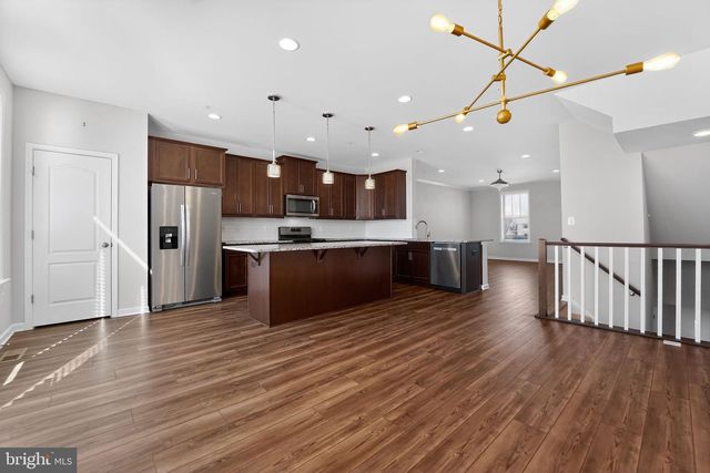 304 FAVERSHAM PL, Frederick, MD 21701