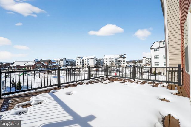 304 FAVERSHAM PL, Frederick, MD 21701