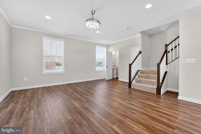 304 FAVERSHAM PL, Frederick, MD 21701