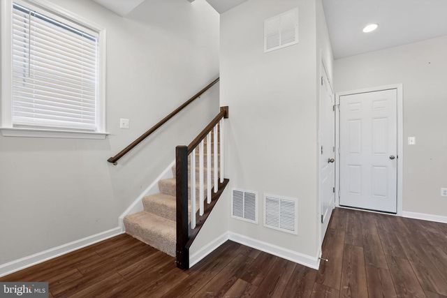 304 FAVERSHAM PL, Frederick, MD 21701