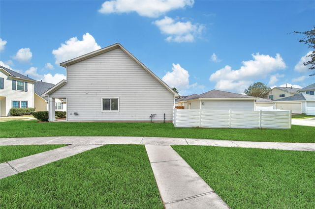 11940 Chanteloup Drive, Houston, TX 77047