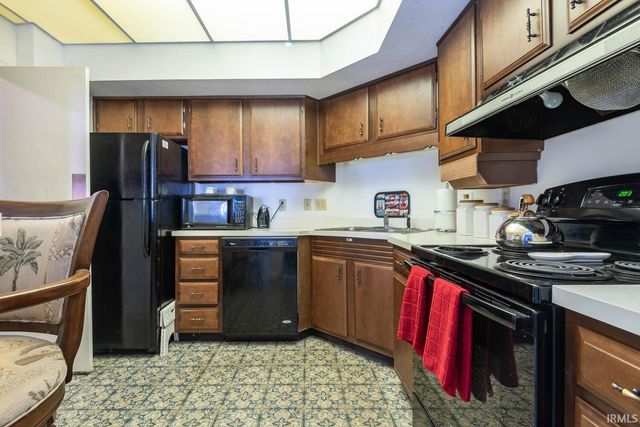 2606 E 2nd St Apt E, Bloomington, IN 47401