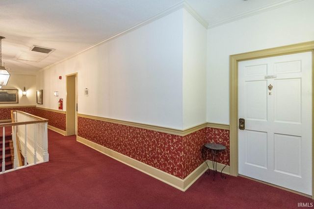 2606 E 2nd St Apt E, Bloomington, IN 47401