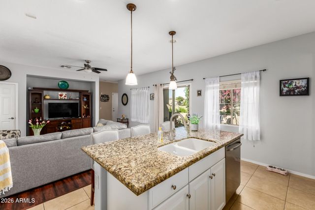 4702 E OLNEY Avenue, Gilbert, AZ 85234