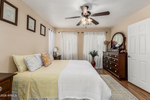 4702 E OLNEY Avenue, Gilbert, AZ 85234