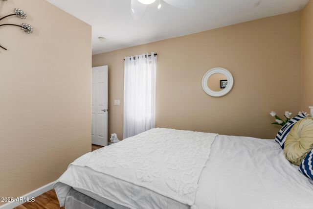 4702 E OLNEY Avenue, Gilbert, AZ 85234