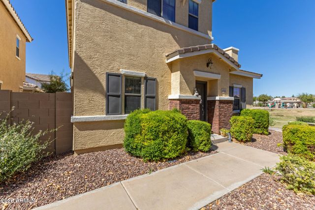 4702 E OLNEY Avenue, Gilbert, AZ 85234