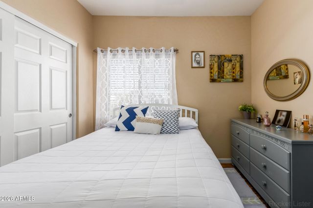 4702 E OLNEY Avenue, Gilbert, AZ 85234