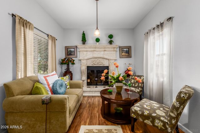 4702 E OLNEY Avenue, Gilbert, AZ 85234