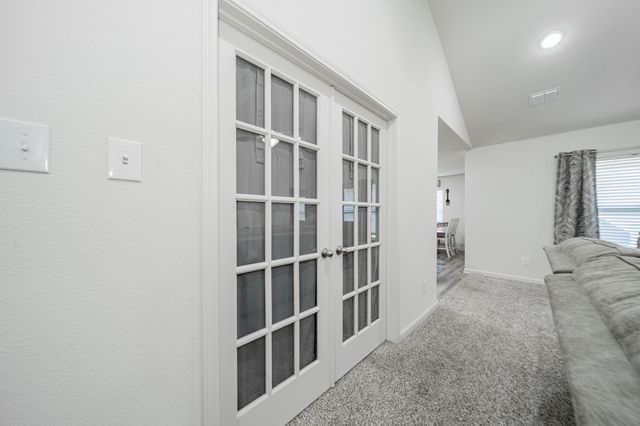 13608 Beaverhead Street, Ponder, TX 76259