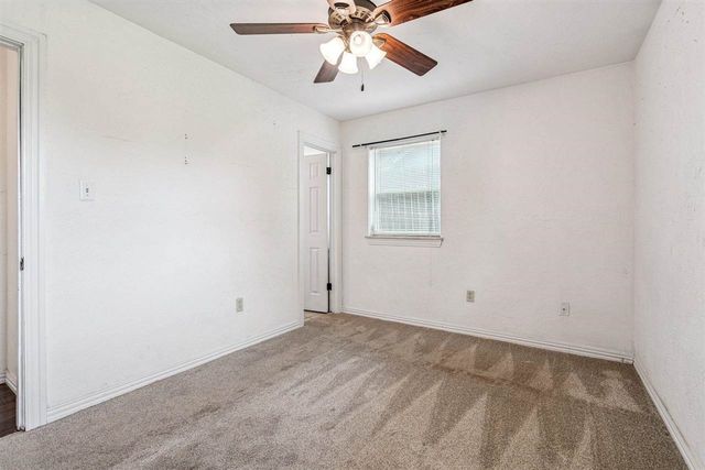 4713 SE Sunnymeade Dr, Lawton, OK 73501