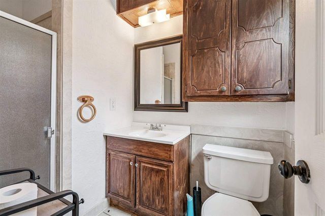 4713 SE Sunnymeade Dr, Lawton, OK 73501