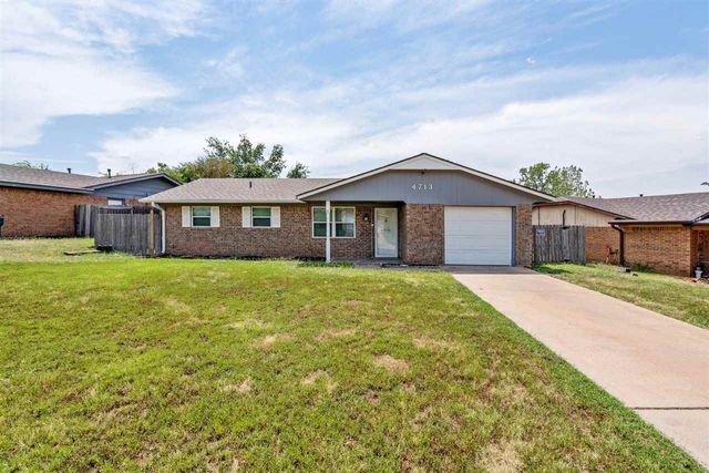 4713 SE Sunnymeade Dr, Lawton, OK 73501