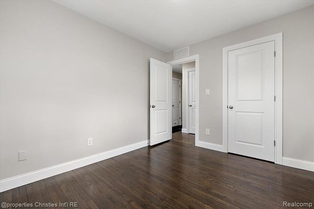 173 High Street, Pontiac, MI 48342