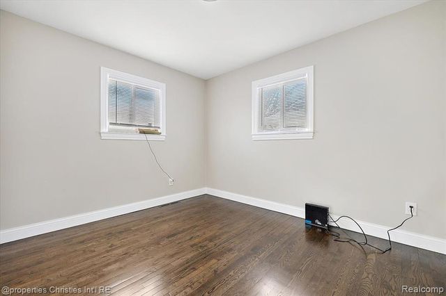 173 High Street, Pontiac, MI 48342