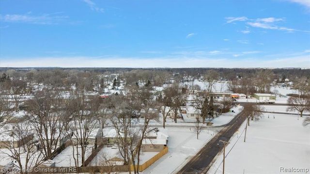 173 High Street, Pontiac, MI 48342