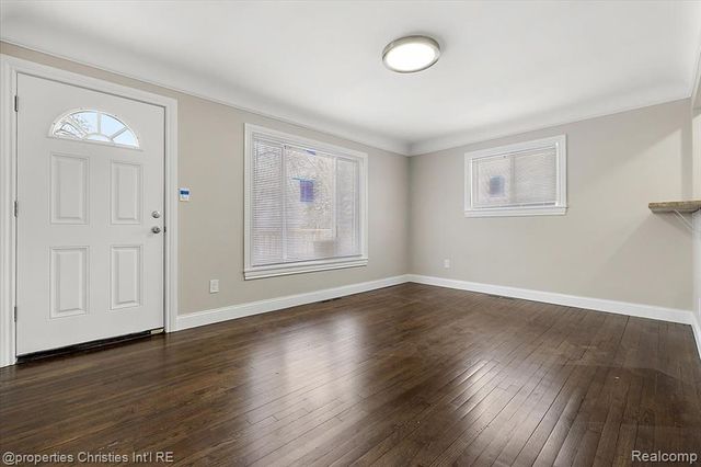 173 High Street, Pontiac, MI 48342