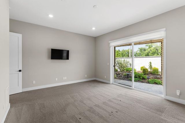 508 Lodge Ct, Lincoln, CA 95648