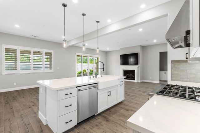508 Lodge Ct, Lincoln, CA 95648