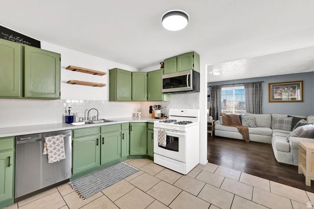 1874 N 75 W, Sunset, UT 84015