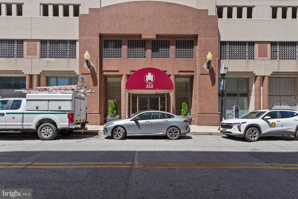Image 2 of property listing at 414 WATER ST #1813, Baltimore, MD 21202