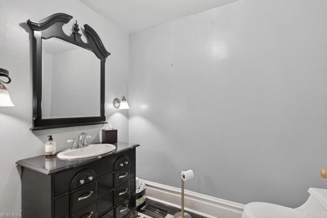 109 Bosley AVE, Suffolk, VA 23434