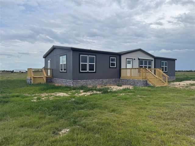 1231 Saddleback Drive, Bellville, TX 77418