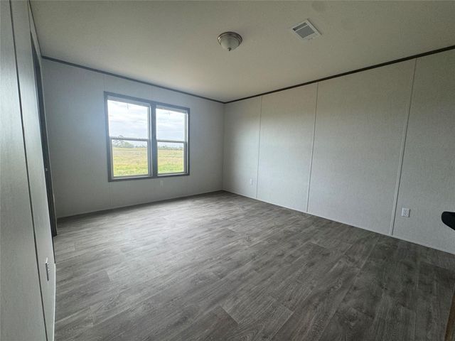 1231 Saddleback Drive, Bellville, TX 77418
