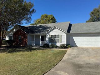 1672 Walters Park Court, Loganville, GA 30052