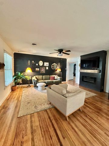 1515 S Van Buren Street, San Angelo, TX 76901