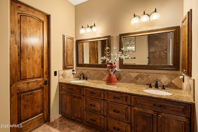 105 Red Rock Drive, Sedona, AZ 86351