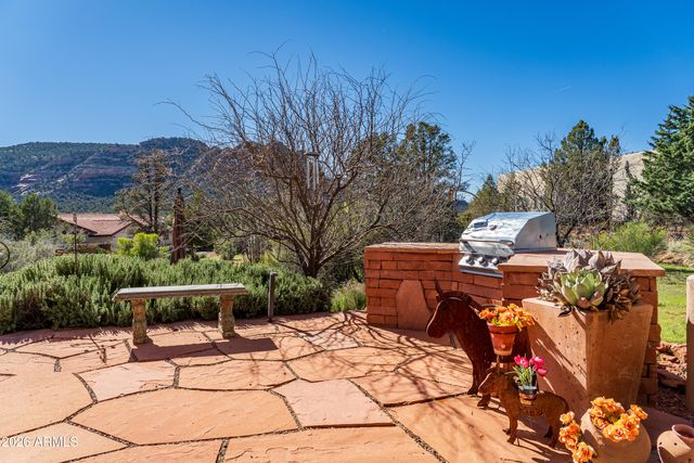 105 Red Rock Drive, Sedona, AZ 86351
