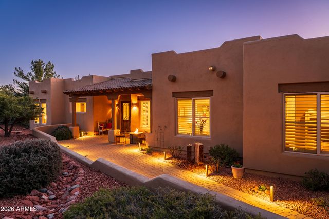 105 Red Rock Drive, Sedona, AZ 86351